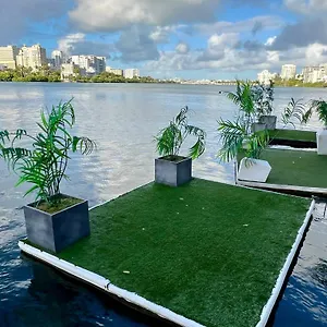 Apartment At Heart Of Condado With Front View Terrace, San Juan