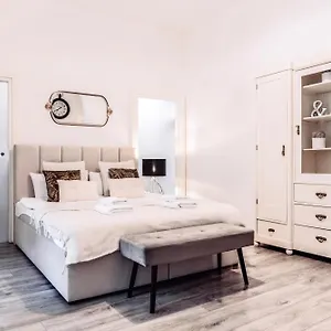 Wenceslas Square / Main Station - New Studio***** , Prague Czech Republic